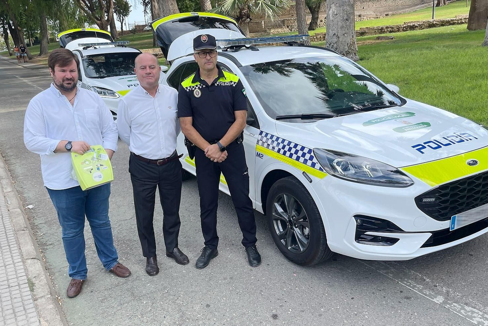 Presentación de los nuevos coches de la Policía Local de Antequera.