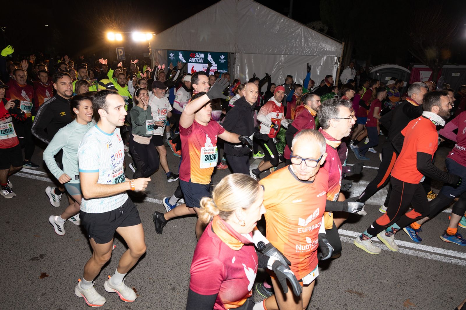 Encuéntrate en la salida de la Carrera de San Antón 2026, en imágenes (3)