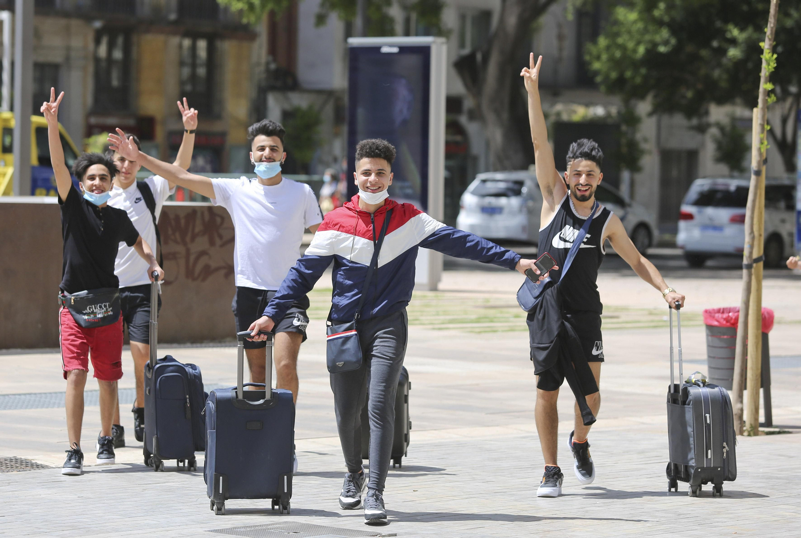 Turistas recién llegados a Málaga.