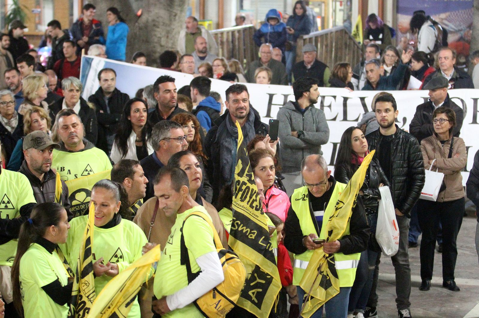 Imágenes de la manifestación contra los Fosfoyesos