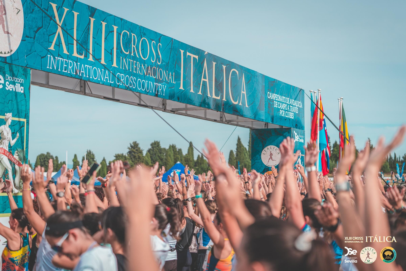 Búscate en las fotos del Cross de Itálica 2025 | 1