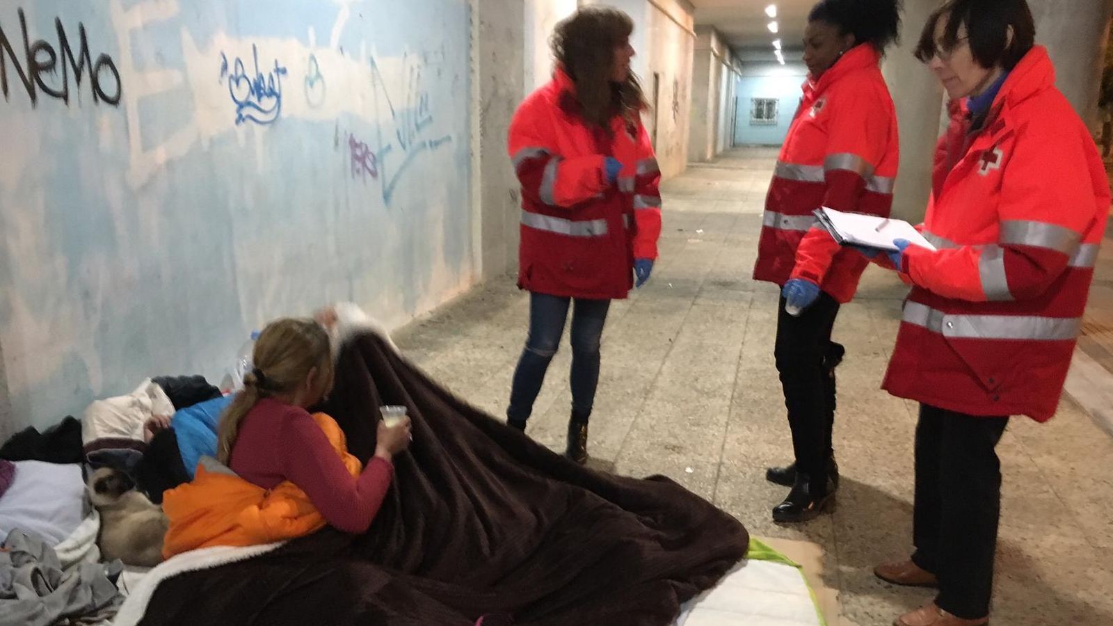 Acompañamiento a personas sin hogar en Huelva.