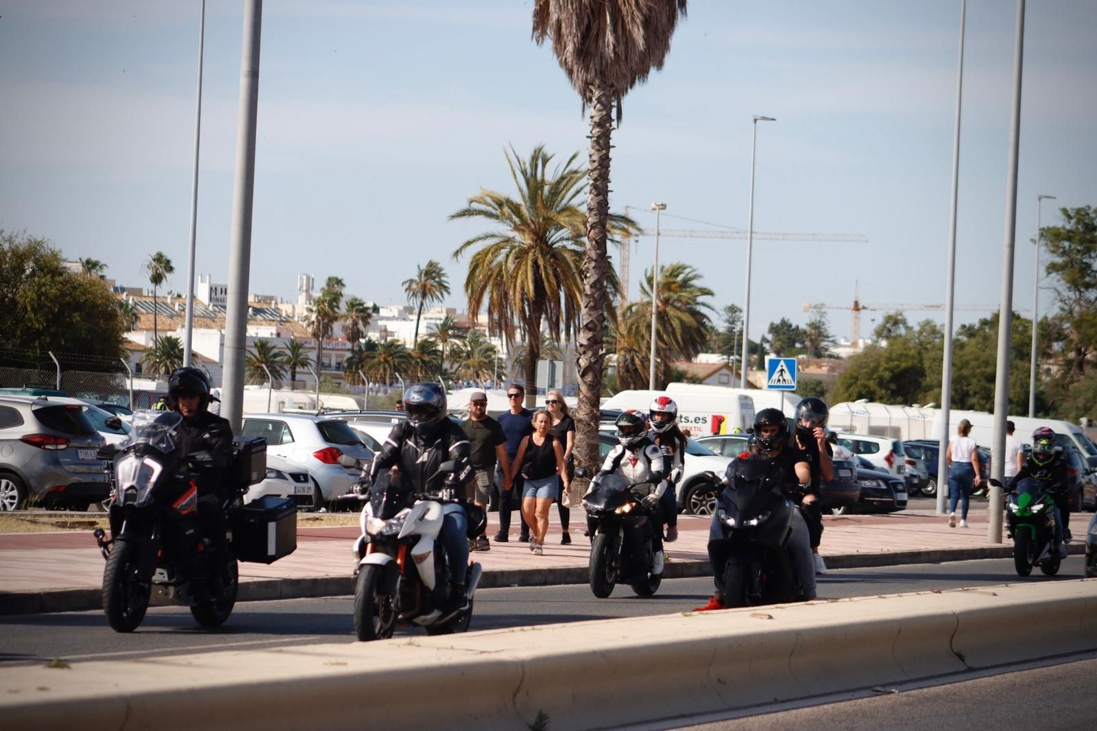 Las imágenes del sábado durante  la morotada en el Puerto de Santa María.