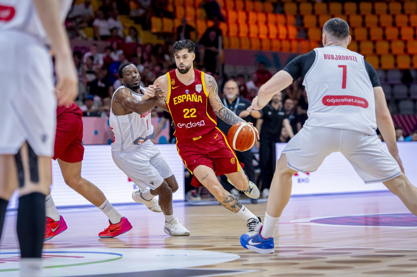 Las fotos del Georgia - España de baloncesto