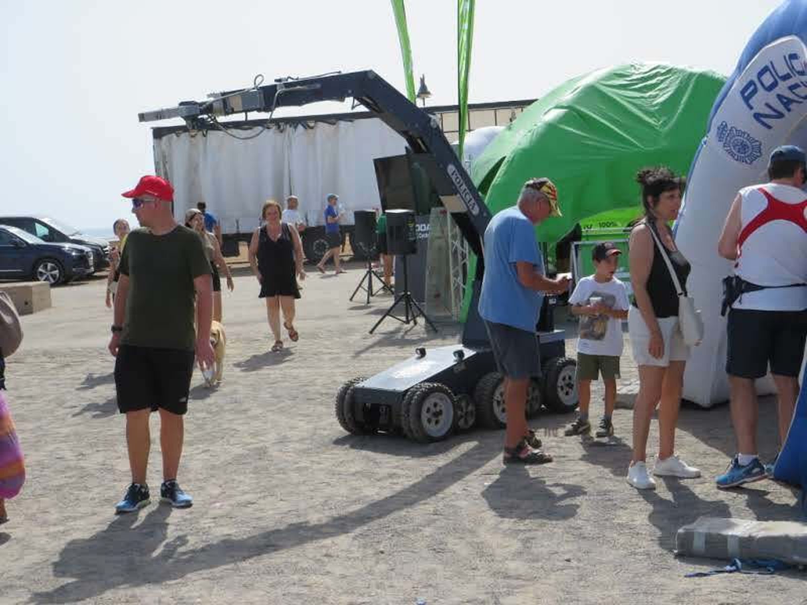 Garantes de la seguridad de los ciclistas de la Vuelta a España