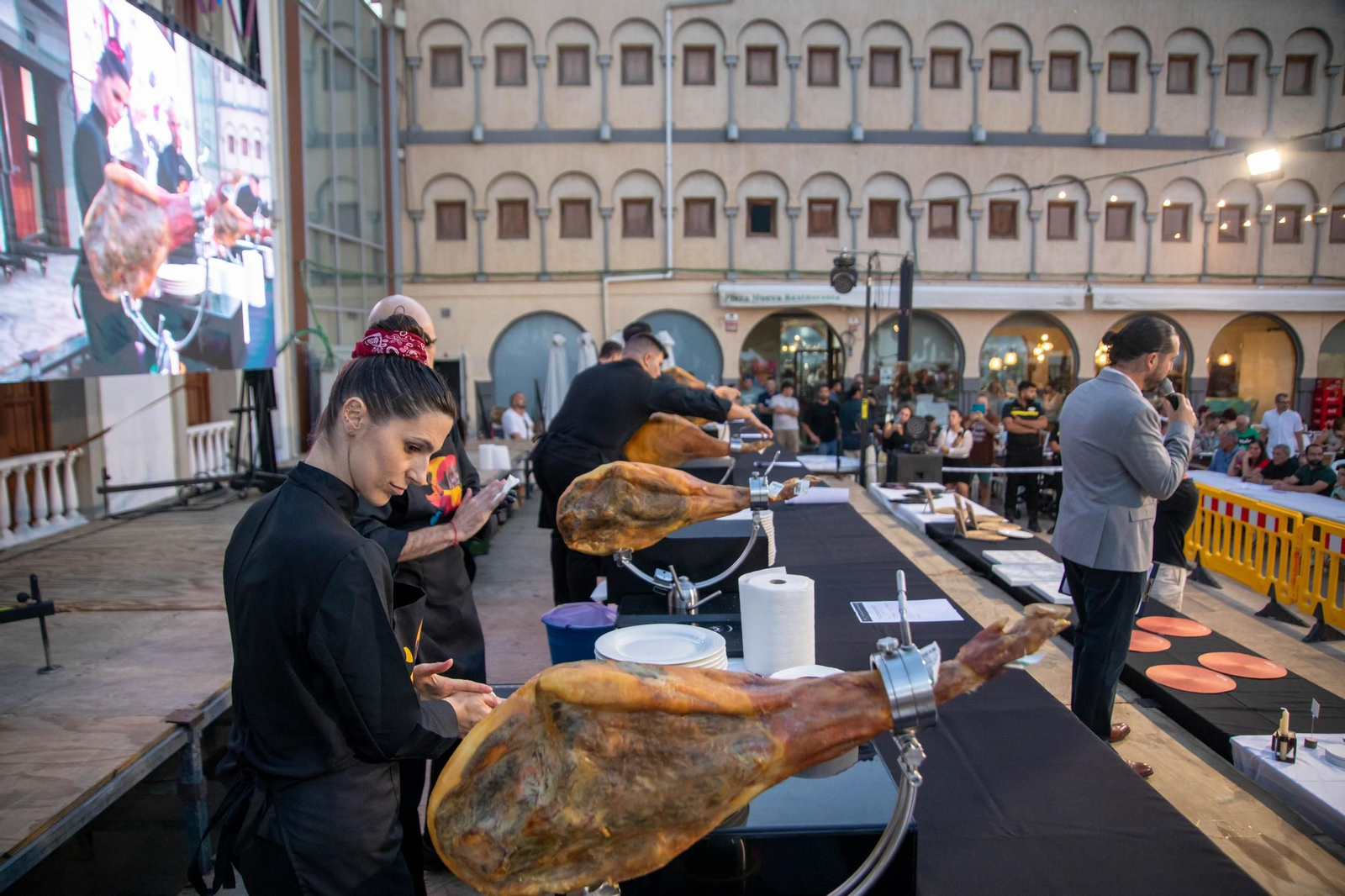 Concurso de cortadores de jamón en Serón, en imágenes