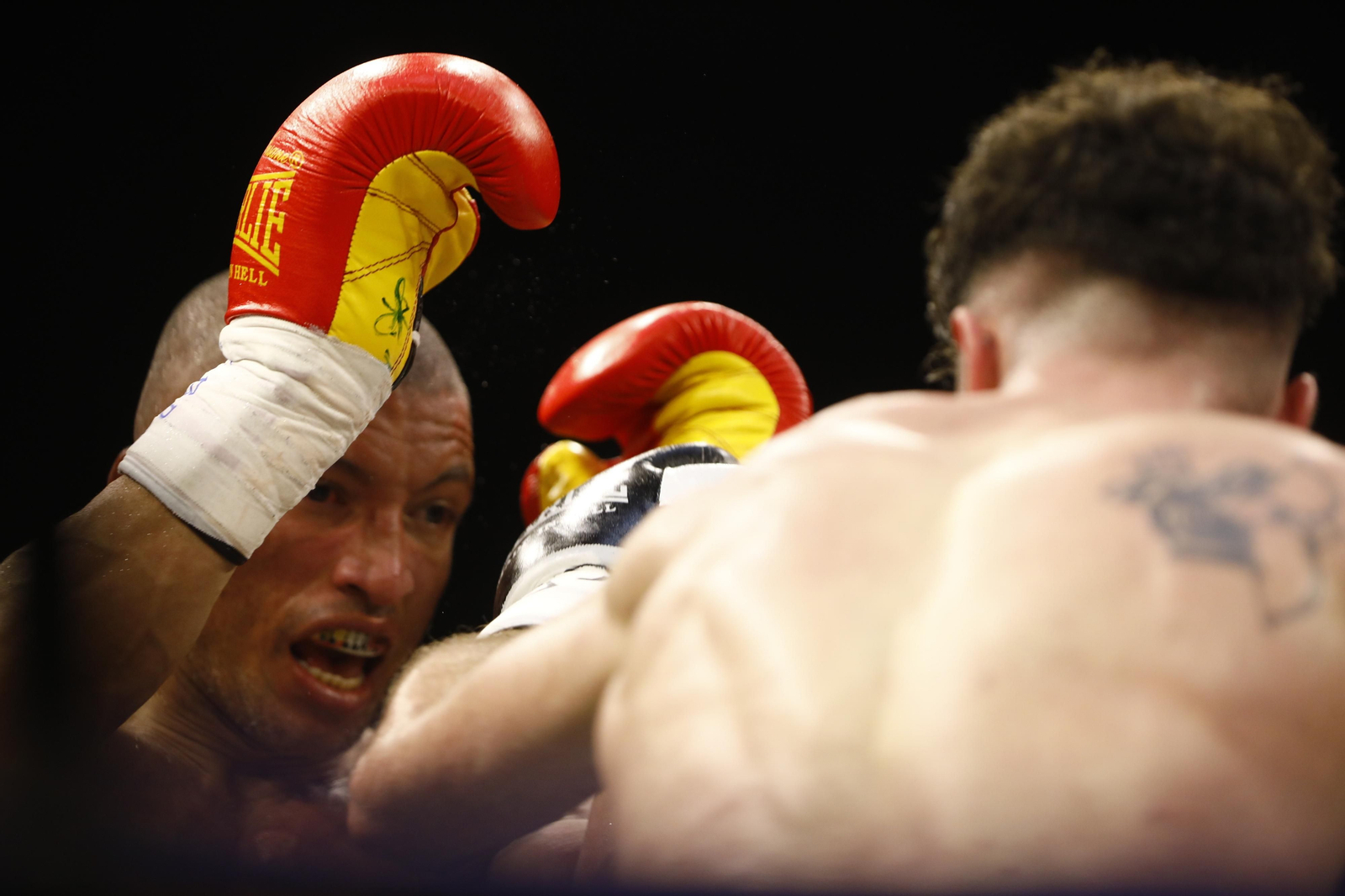 Las imágenes del combate entre José Luis Navarro Jr y Ronny Landaeta en Córdoba
