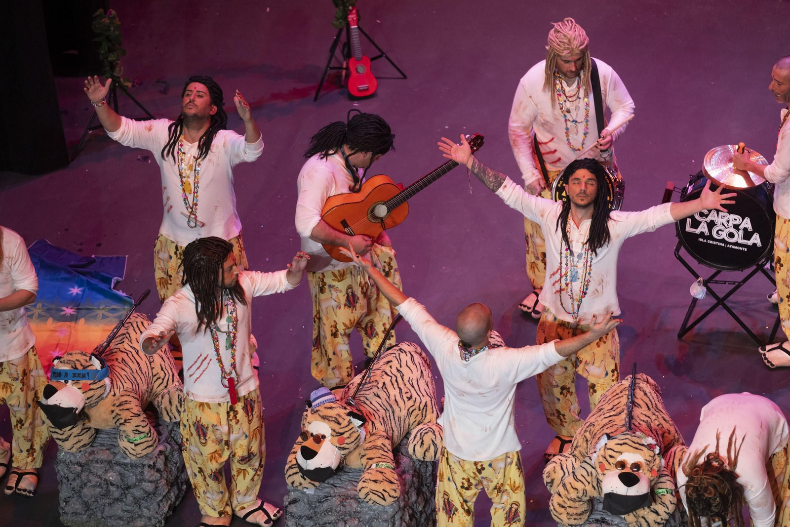 Imágenes de la actuación de la murga de Ayamonte 'Todo a zen!' en el Carnaval Colombino