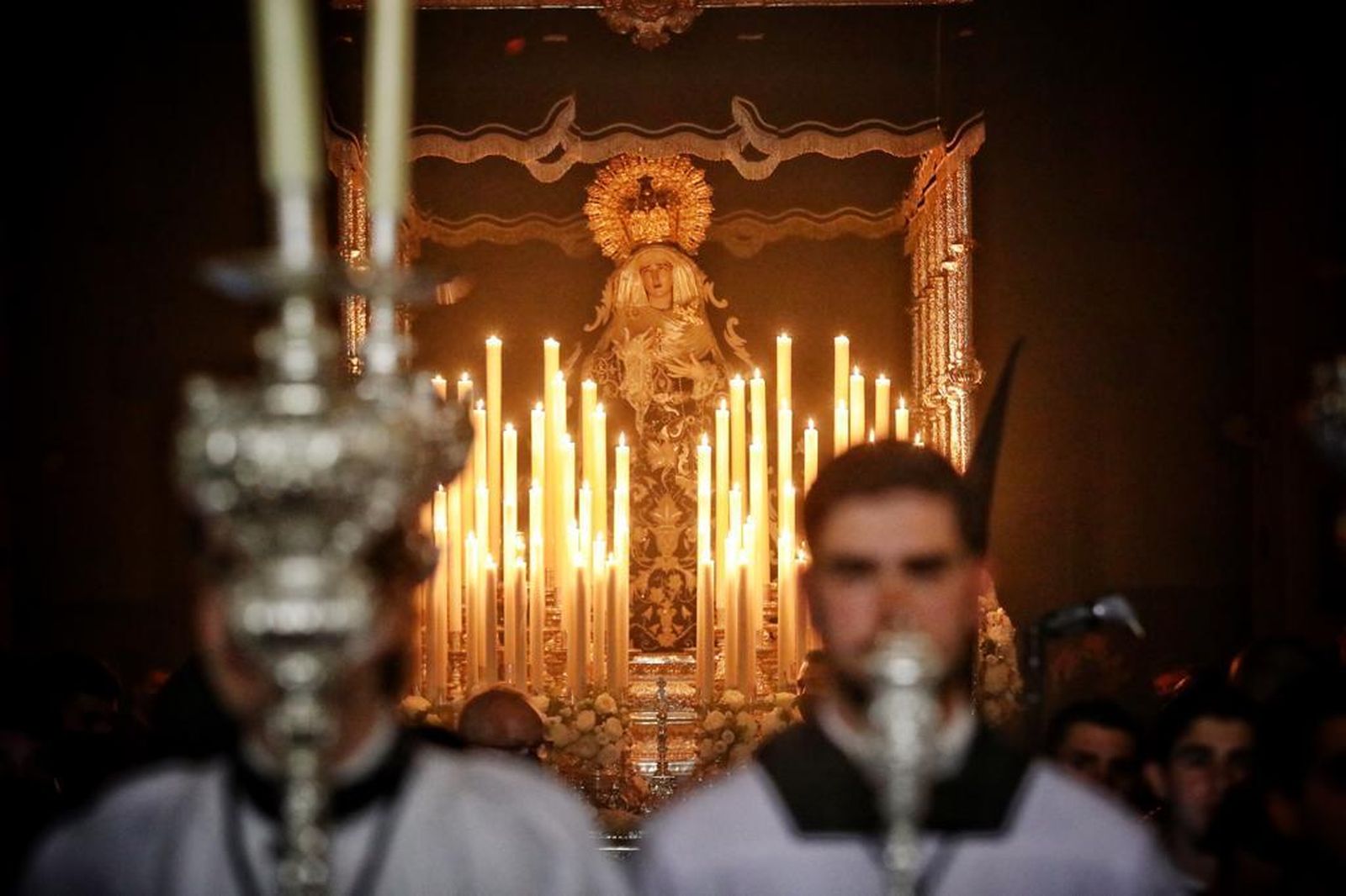 Las imágenes de la cofradía de Buena Muerte en la Semana Santa de Cádiz 2022