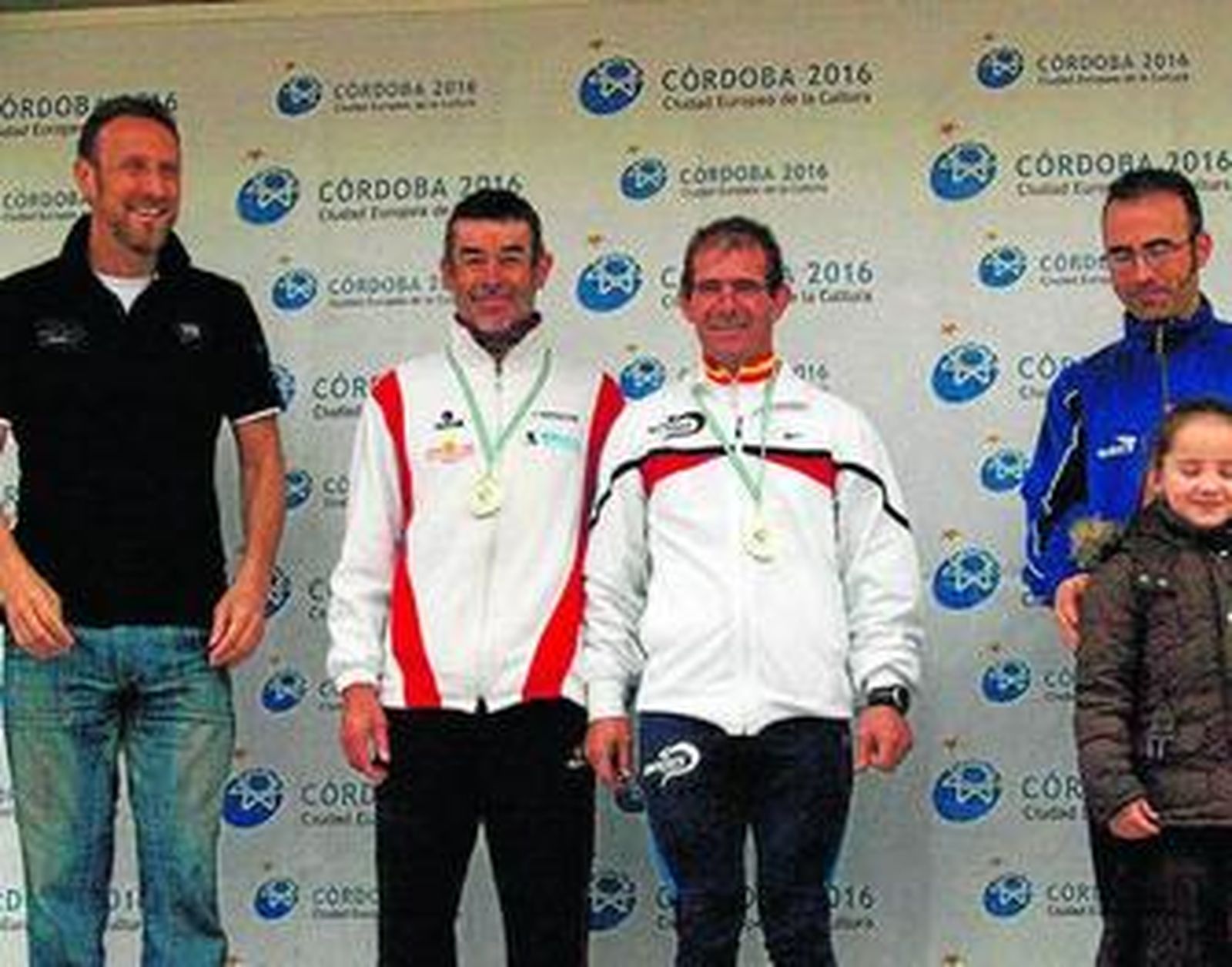 Yuma, tercero por la izquierda, es un habitual de los podios.