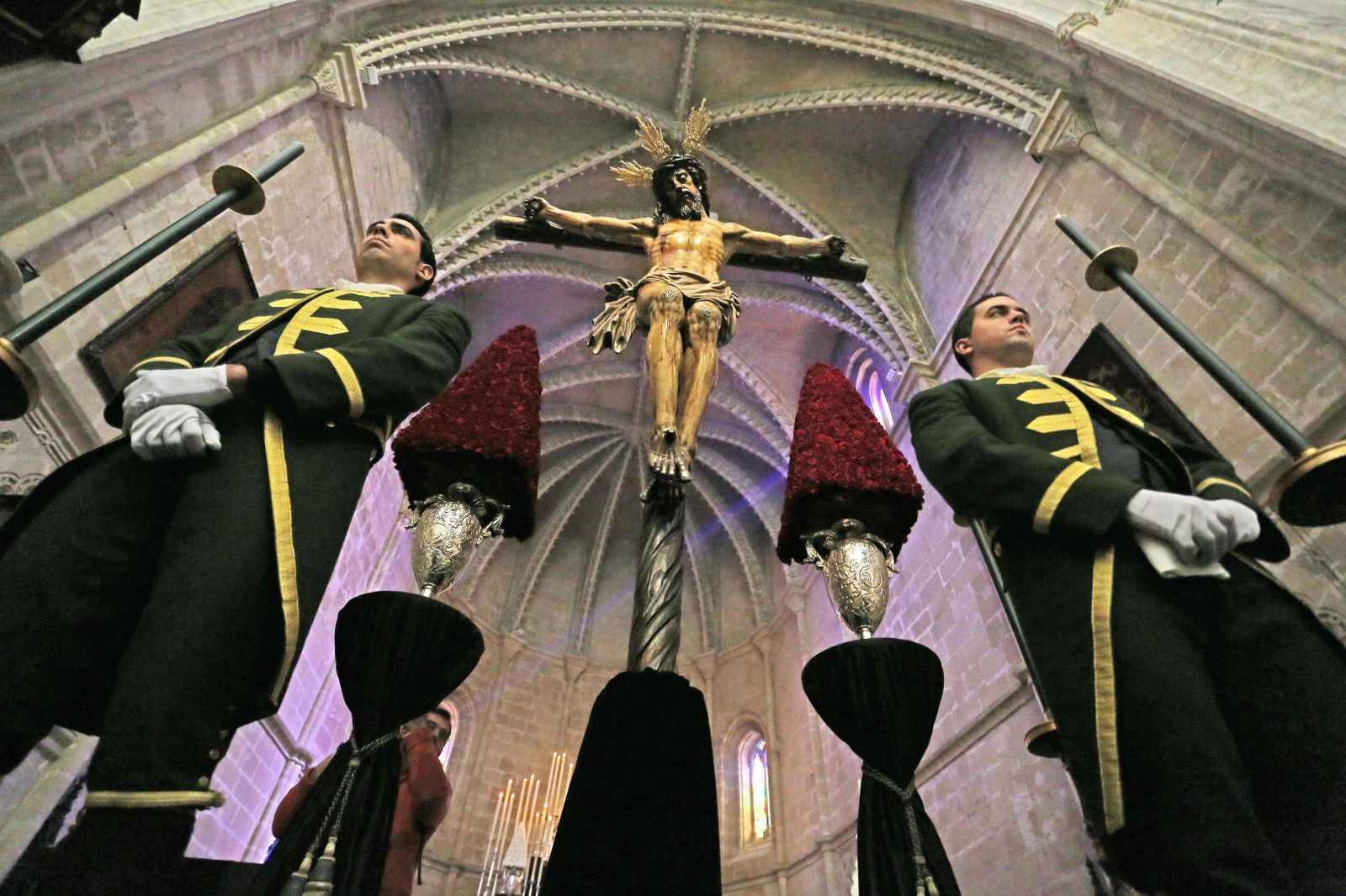 El Santísimo Cristo de la Esperanza, en el templo de San Juan de los Caballeros.