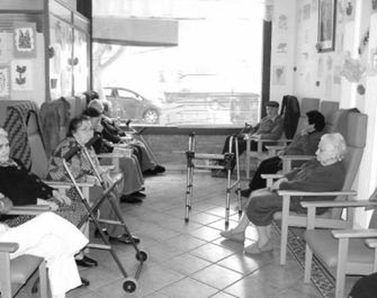 Ancianos en la Unidad de Estancias Diurnas Antonio Saiz y Lopez.