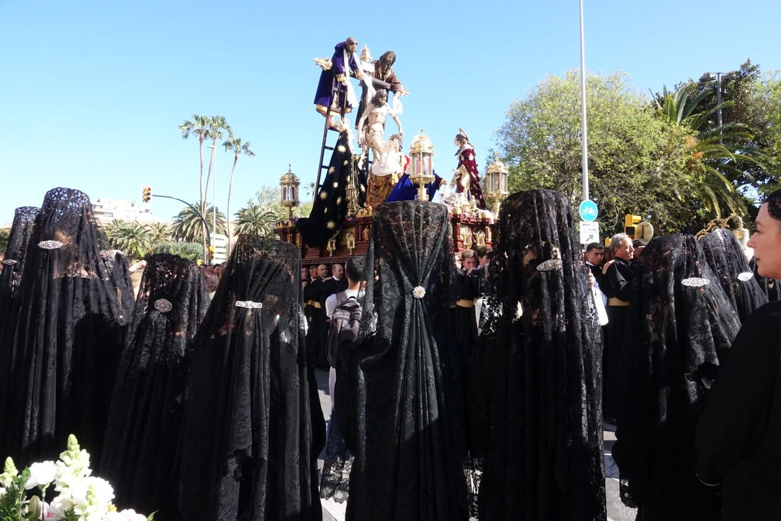 Las fotos de Descendimiento en el Viernes Santo de Málaga Las fotos de Descendimiento en el Viernes Santo de Málaga