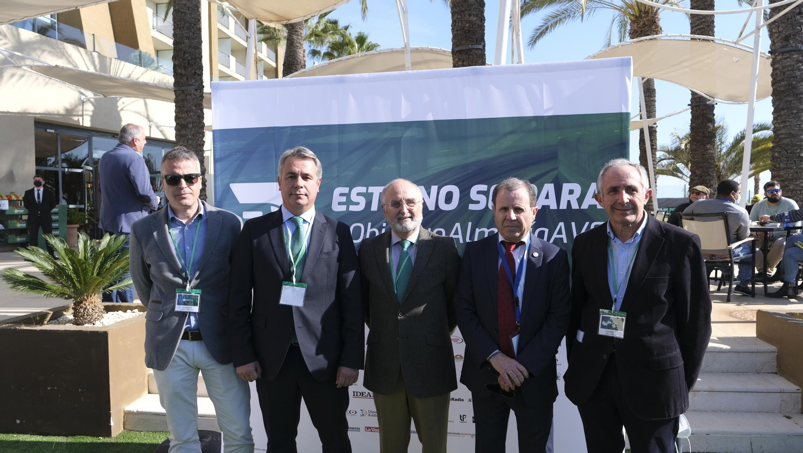 Fotogalería acto reivindicación del AVE en Vera. Almería