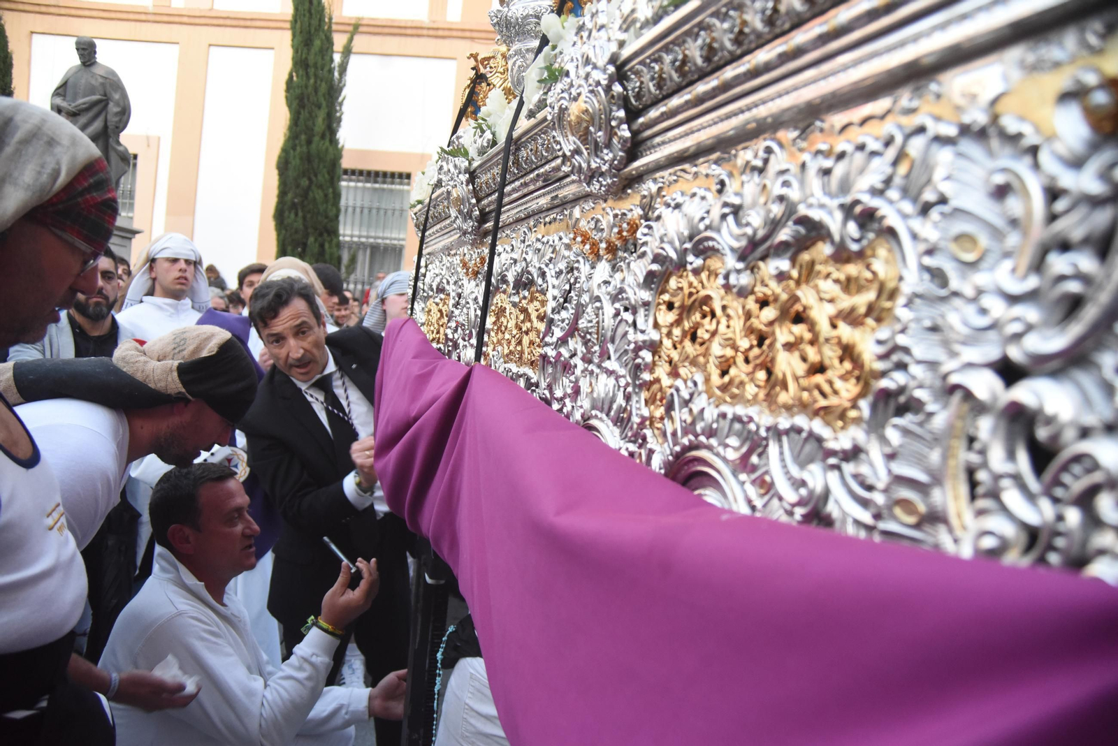 La procesión de la Santa Faz de Córdoba, en imágenes