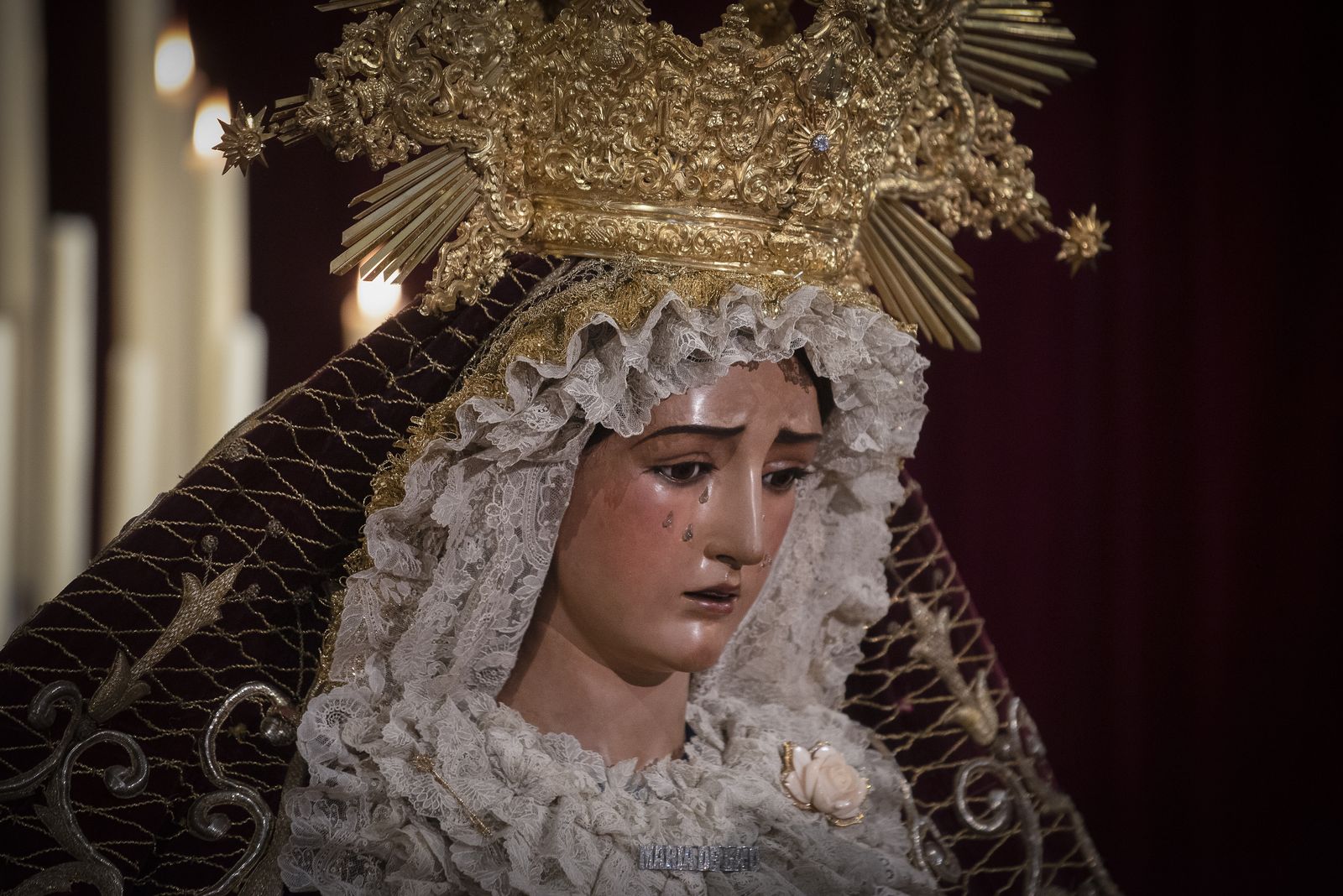 Las imágenes del besamanos de la Virgen de la O
