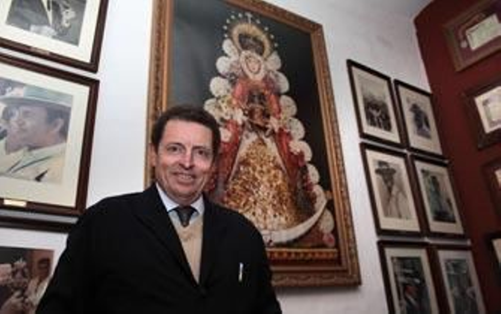 El pregonero promete una obra "bonita que gustará a Jerez"