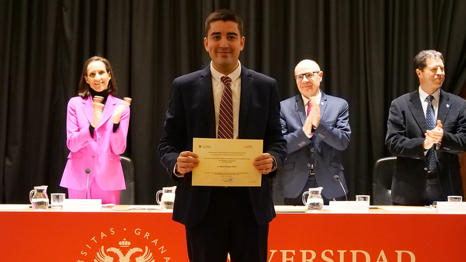 Uno de los galardonados en la sexta edición de los reconocimientos al talento del estudiantado de la UGR