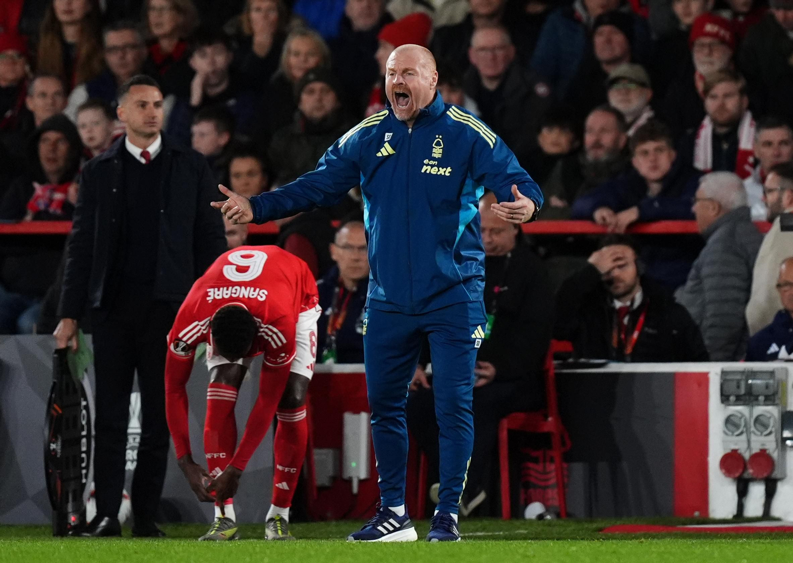 Nottingham Forest-Oporto (6).jpg