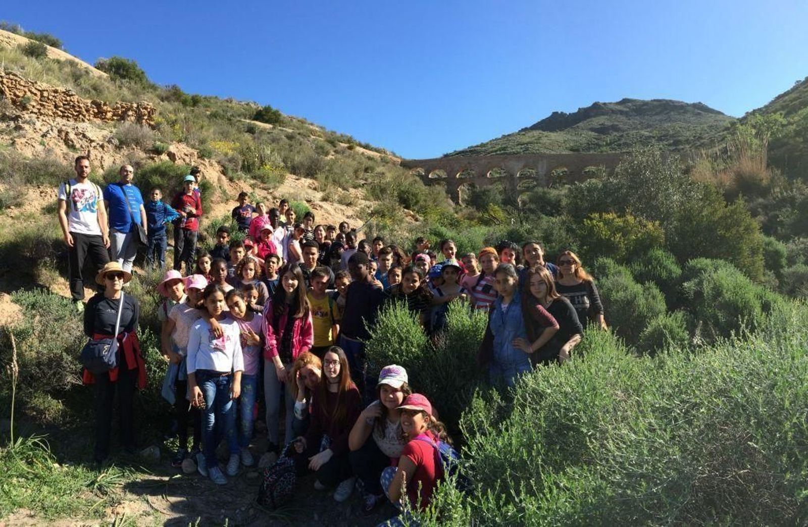 Los escolares vicarios deberán esperar a la semana que viene para volver a conocer los rincones de su municipio.