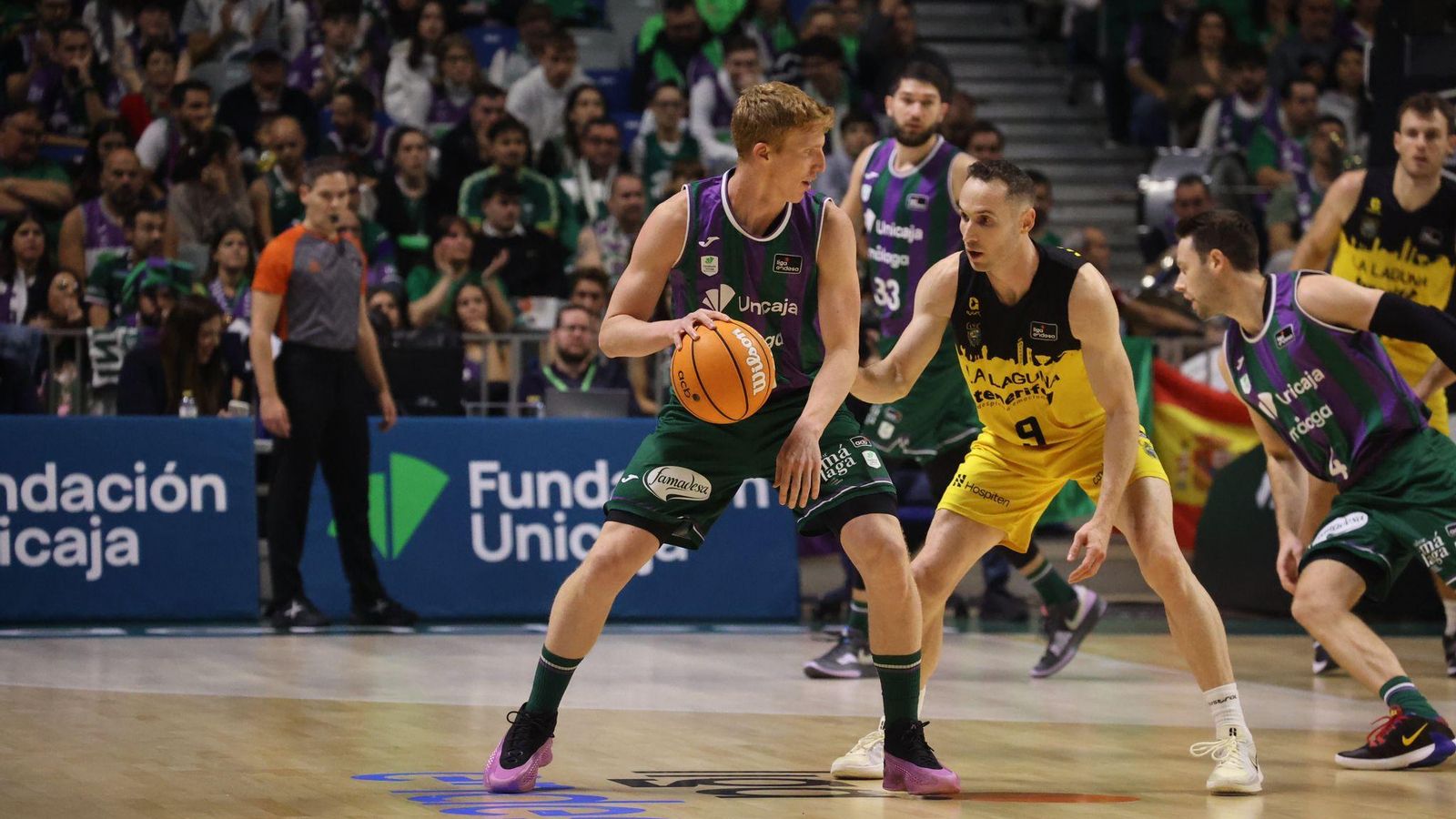 El Unicaja-La Laguna Tenerife, en fotos