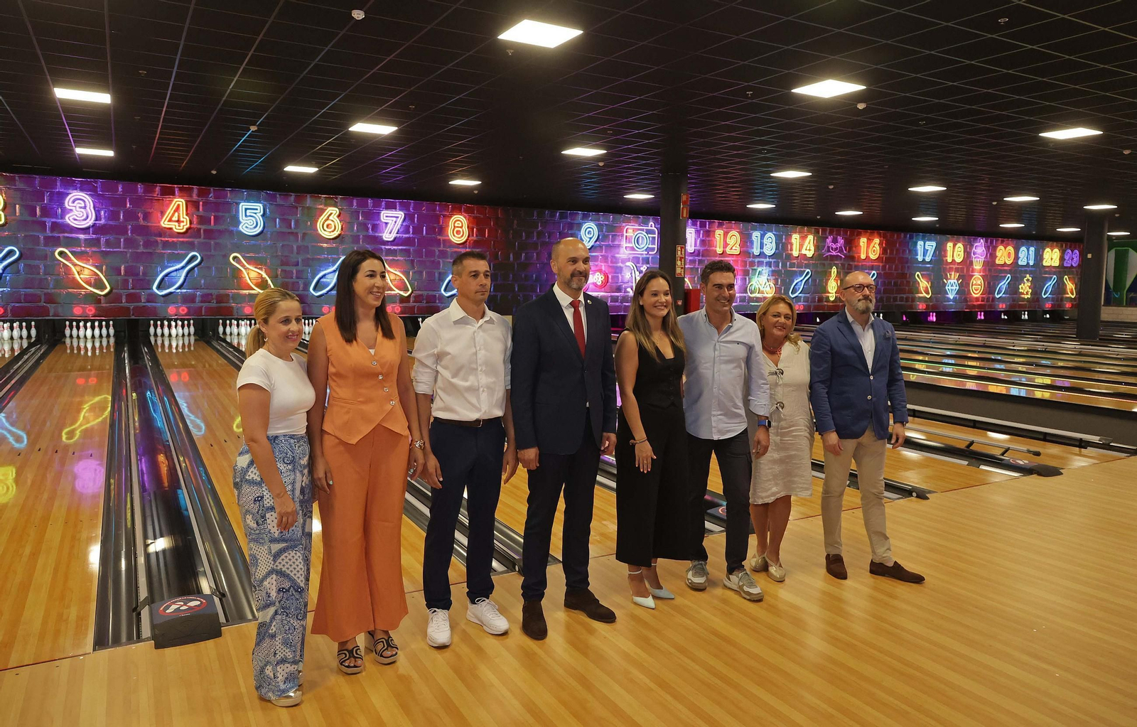 Fotos de la inauguración de Mega Ozone Browling en Los Barrios