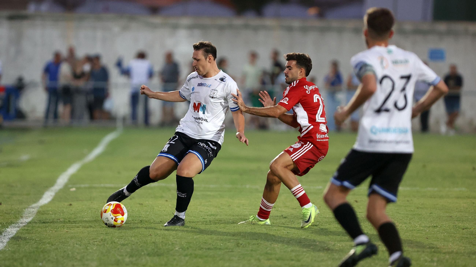 Imágenes del Trofeo Pedro Garrido entre el Jerez Industrial y el Xerez CD