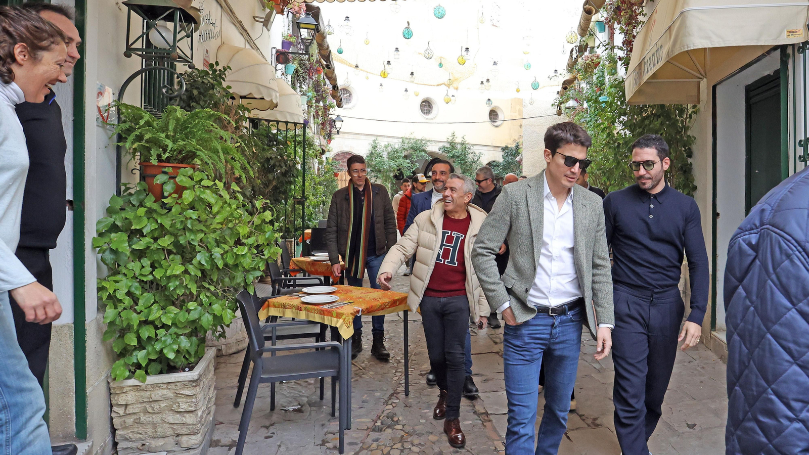 Visita a Jerez de famosos y artistas con el empresario José Luis López y Mamen Sánchez