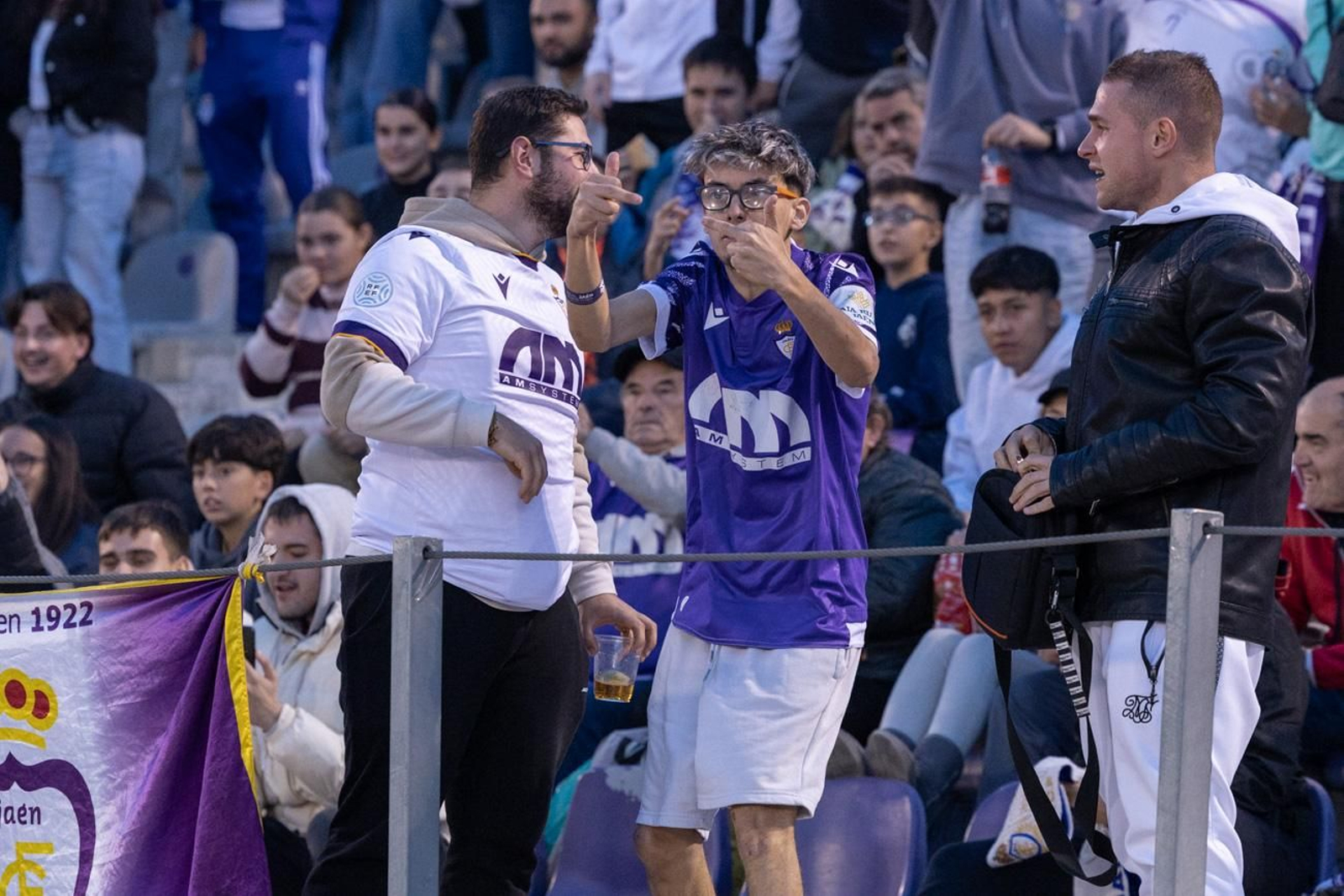 Real Jaén 0-1 Linares Deportivo: las mejores imágenes del clásico provincial