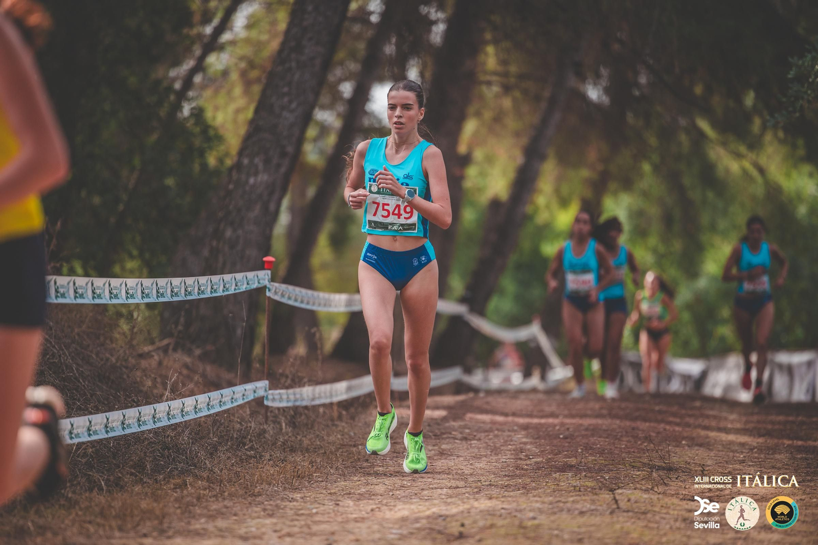 Búscate en las fotos del Cross de Itálica 2025 | 4