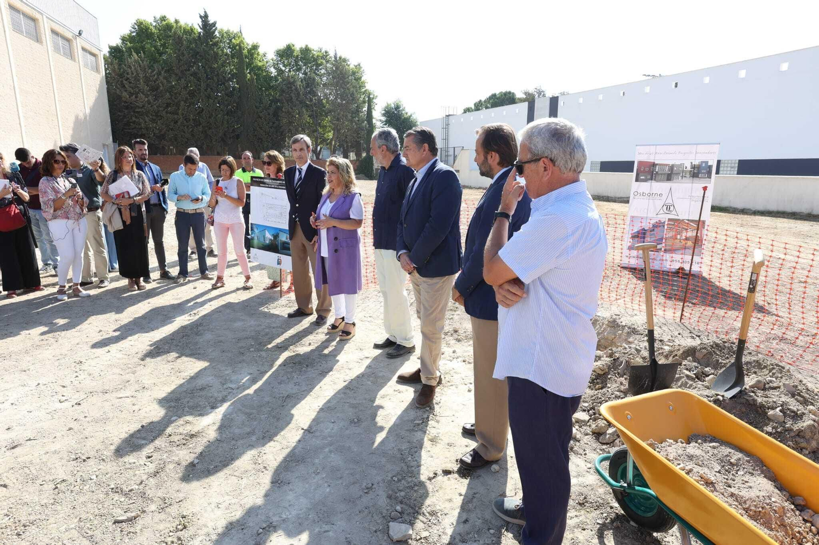 Acto de colocación de la primera piedra de la futura sede de Proyecto Hombre en Jerez