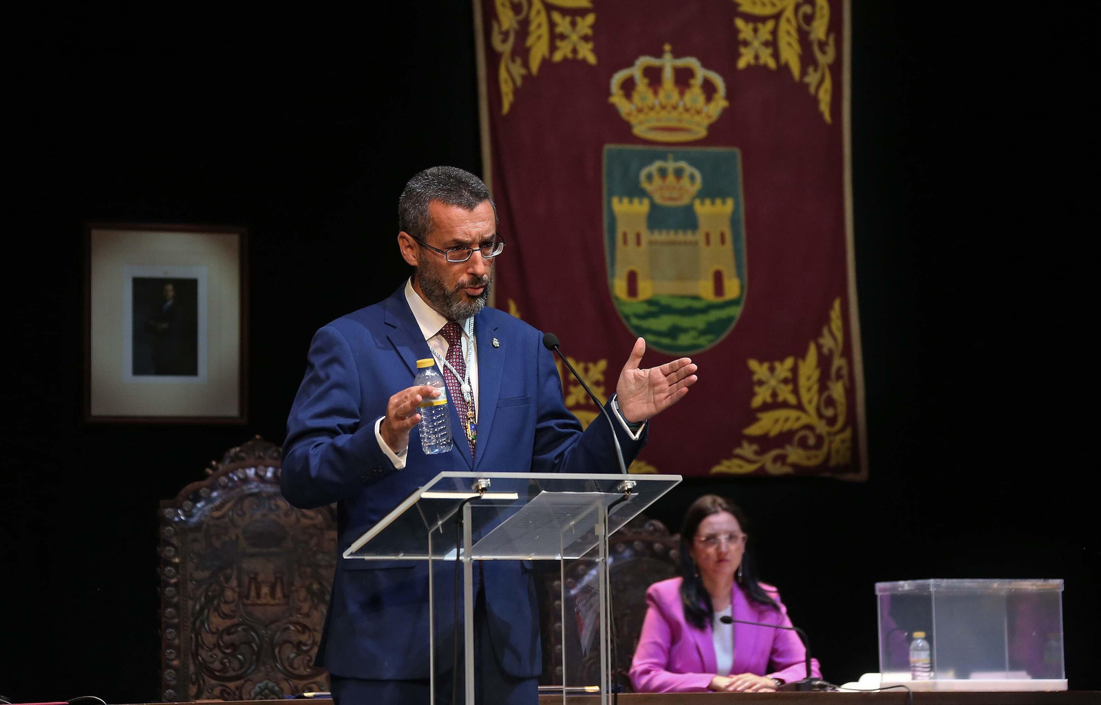 Fotos del pleno de investidura de Juan Franco en La Línea