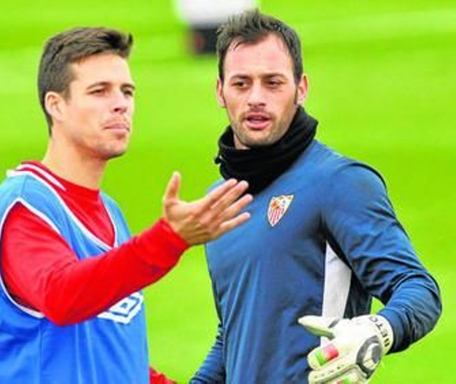 Manu del Moral, junto a Beto en un entrenamiento.