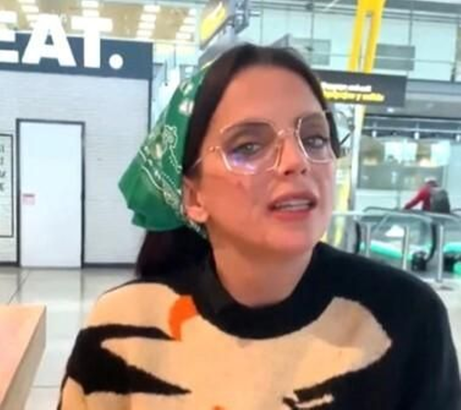 Macarena Gómez grababa su mensaje en apoyo a la Fundación Aladina poco antes de volar al Carnaval de Tenerife Macarena Gómez grababa su mensaje en apoyo a la Fundación Aladina poco antes de volar al Carnaval de Tenerife
