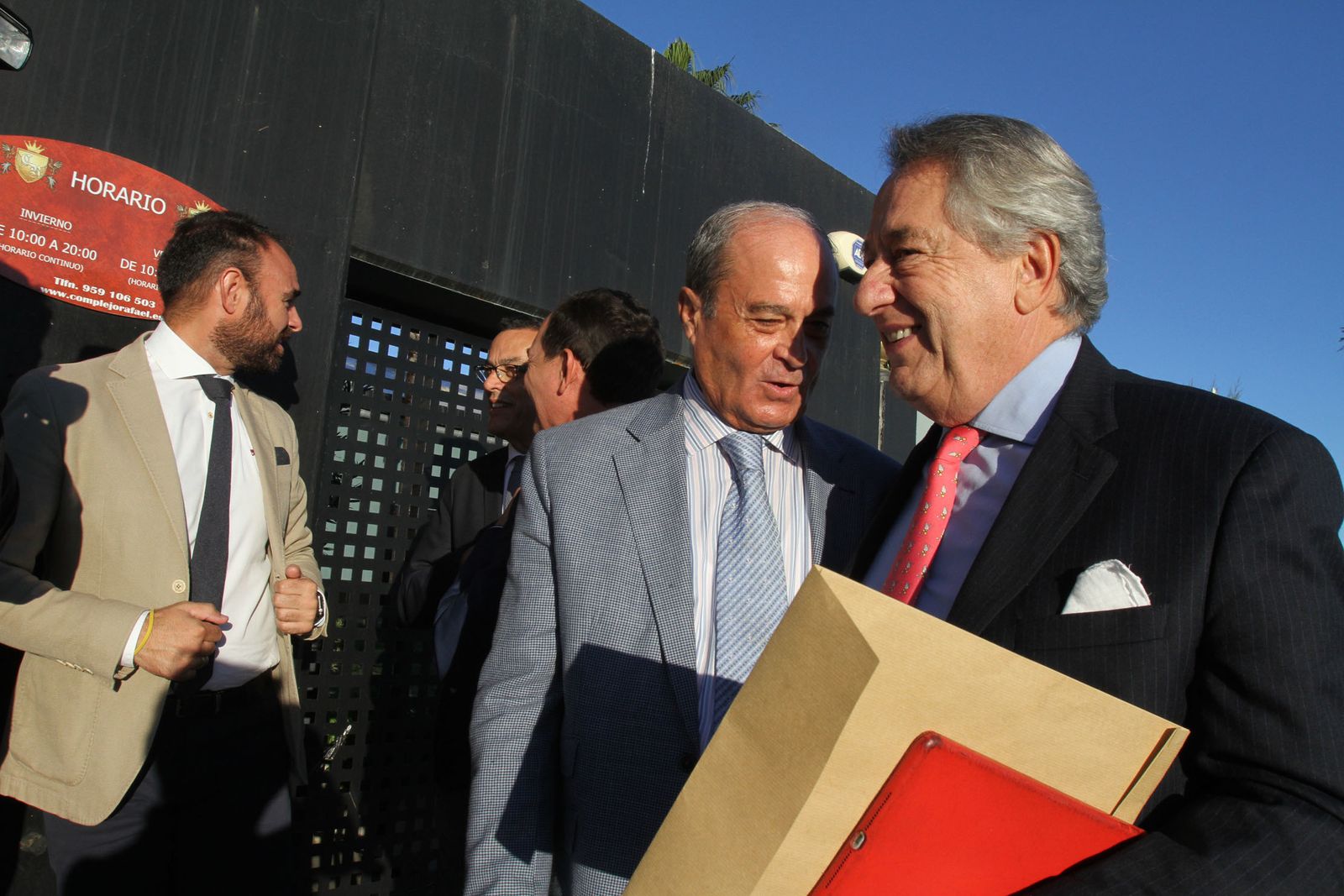 Imágenes del Desayuno Informativo del Grupo Joly con Javier Targhetta