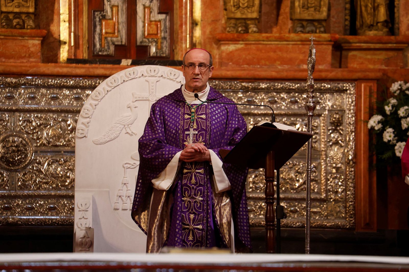 Las imágenes del funeral en Córdoba por las víctimas de la tragedia de Adamuz
