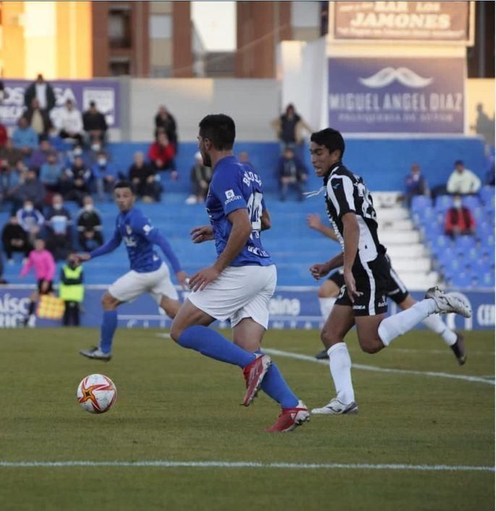Las fotos del empate entre Linares Deportivo y Real Balompédica
