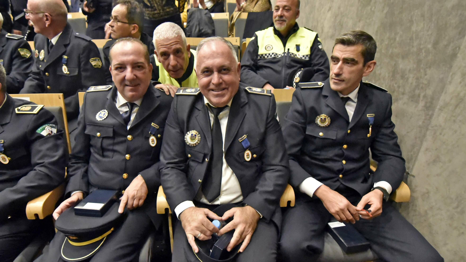 Las fotos de los reconocimientos a la Policía Local de La Línea