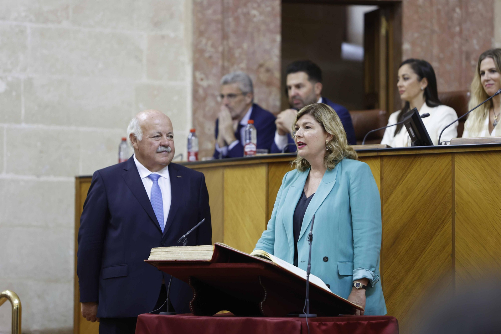 La constitución del Parlamento andaluz, todas las imágenes