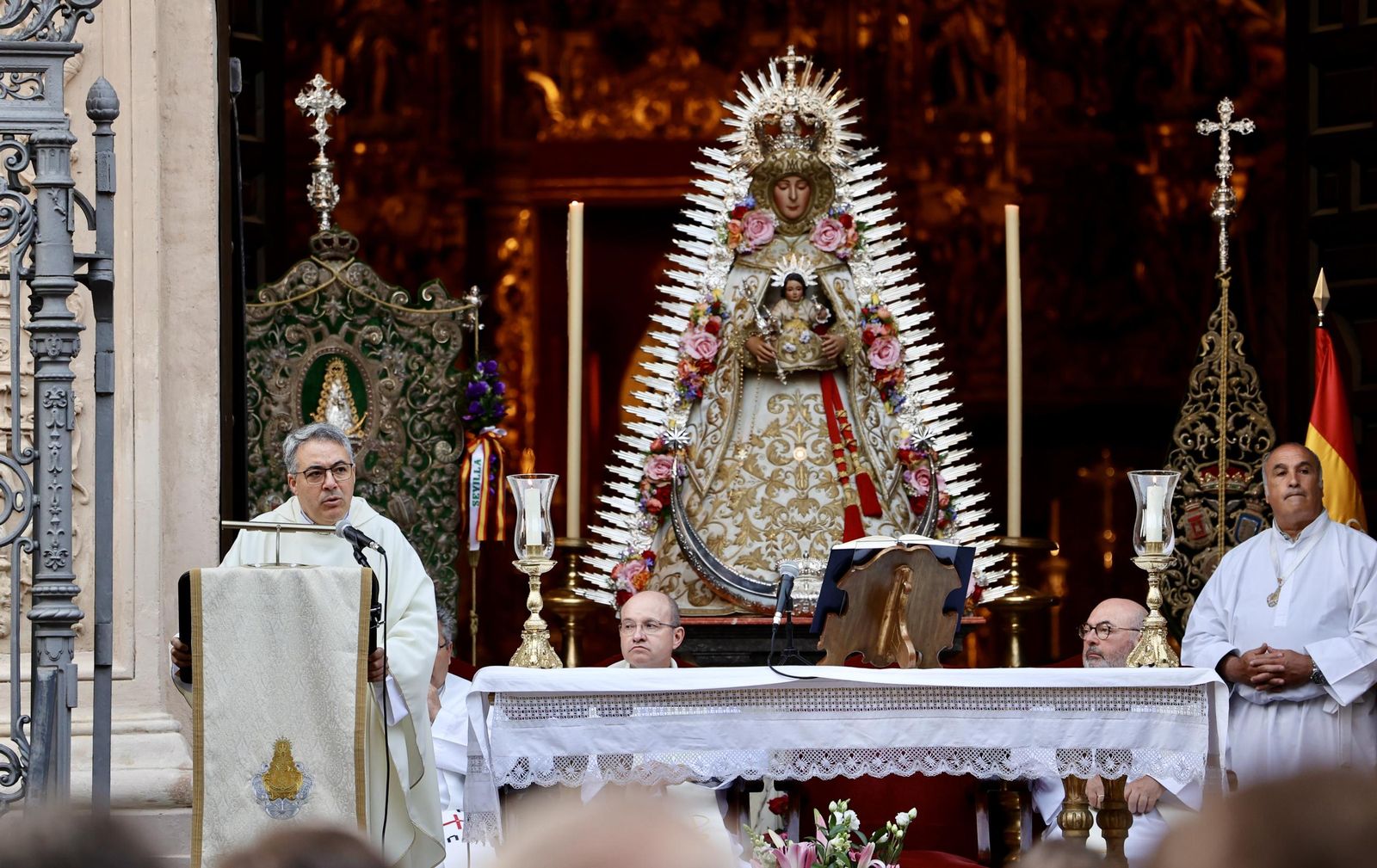 Las mejores fotos de la salida de la Hermandad de Sevilla hacia el Rocío