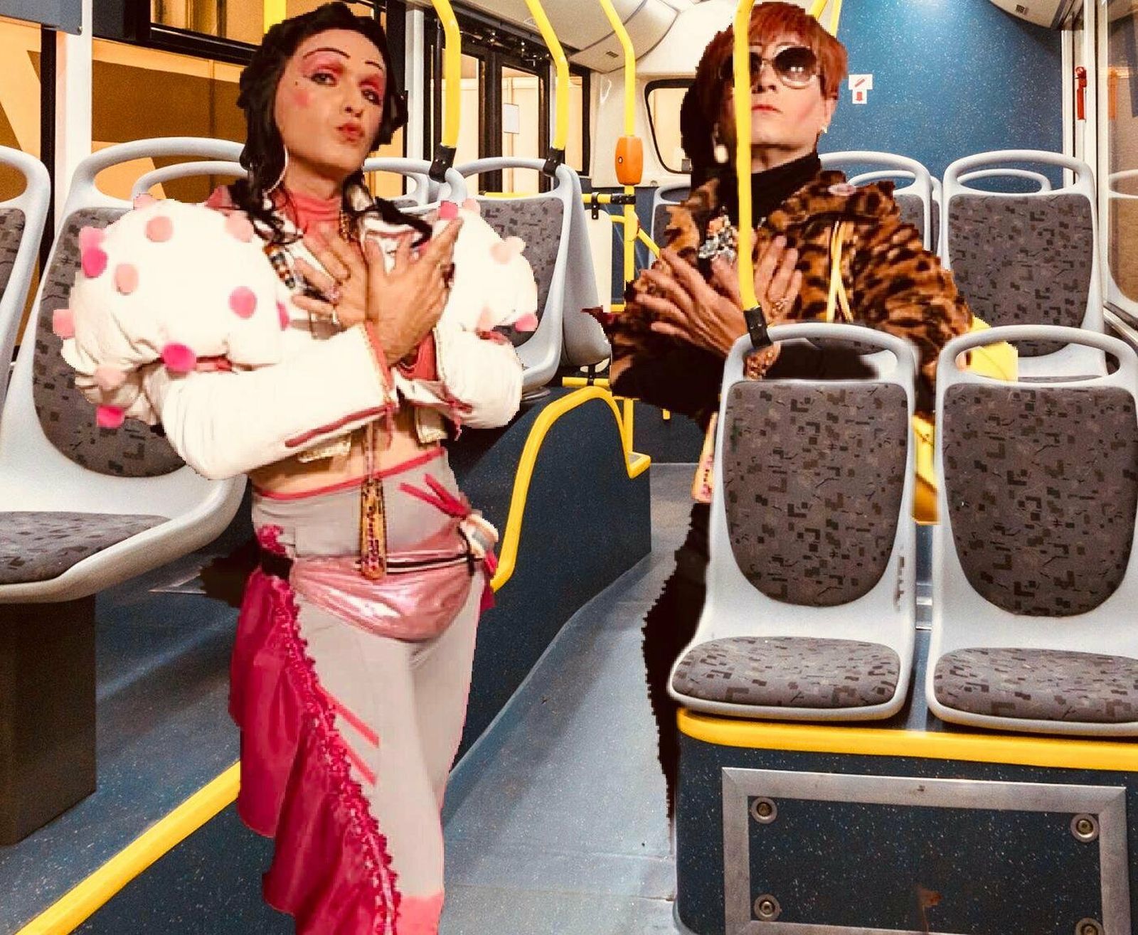 Los componentes de la chirigota callejera 'Rosalolía'.