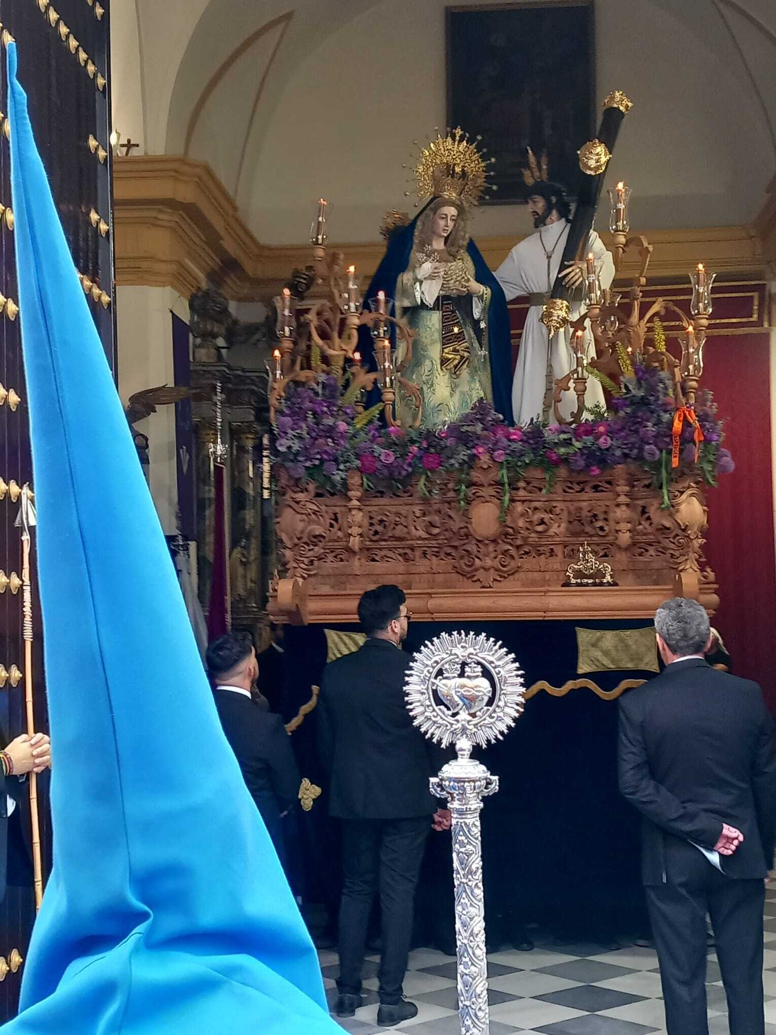 Todas las imágenes de la Virgen de Afligidos restaurada y del martes santo en Chiclana