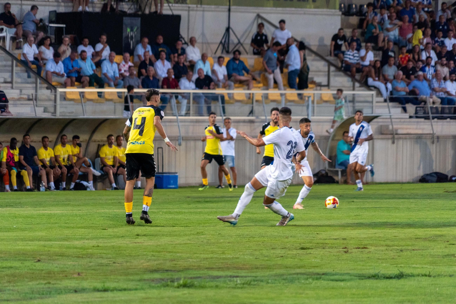 Imágenes del partido San Roque de Lepe - Recreativo de Huelva del Trofeo de la Bella