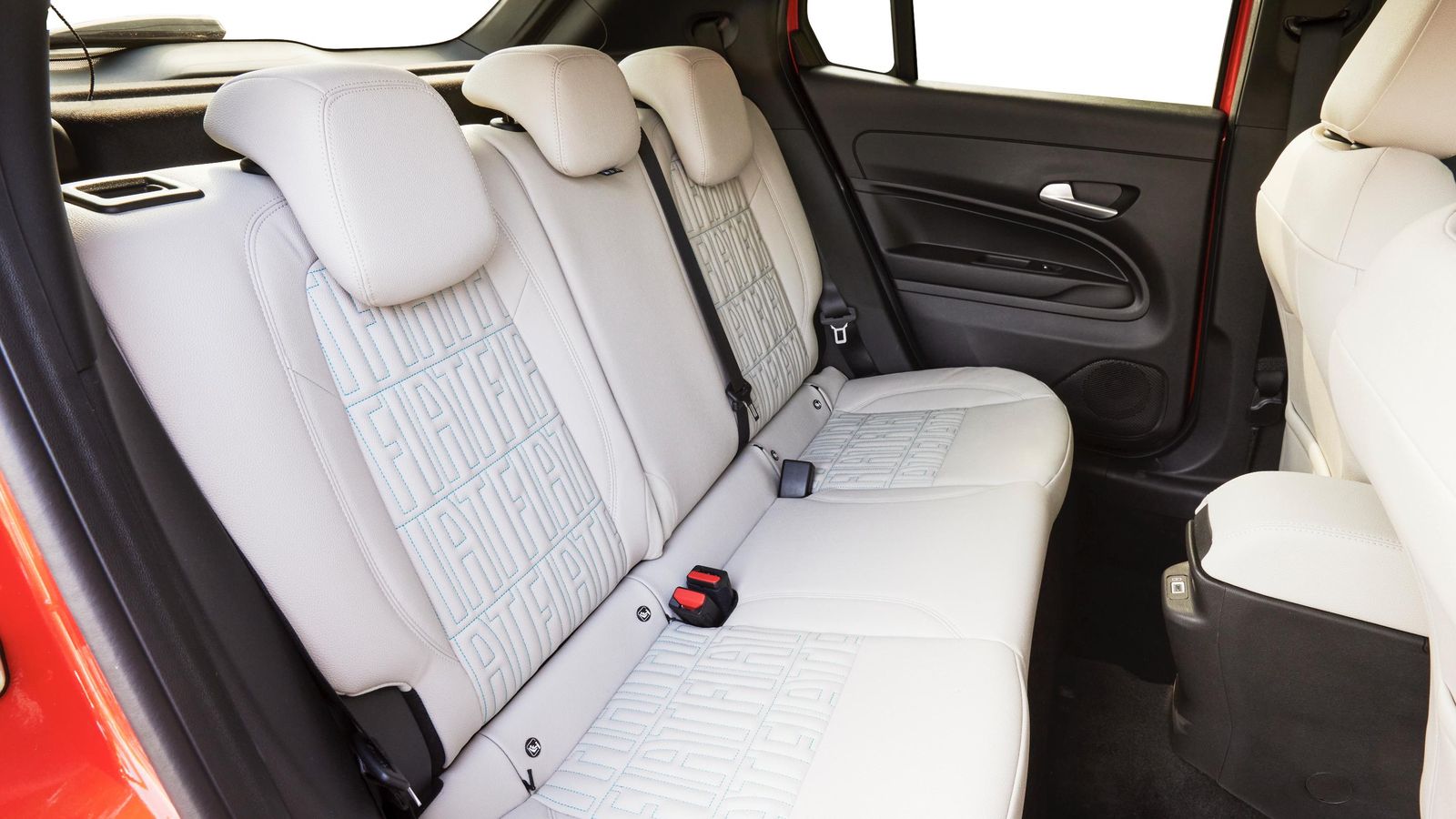 Este nuevo utilitario está homologado como cinco plazas.