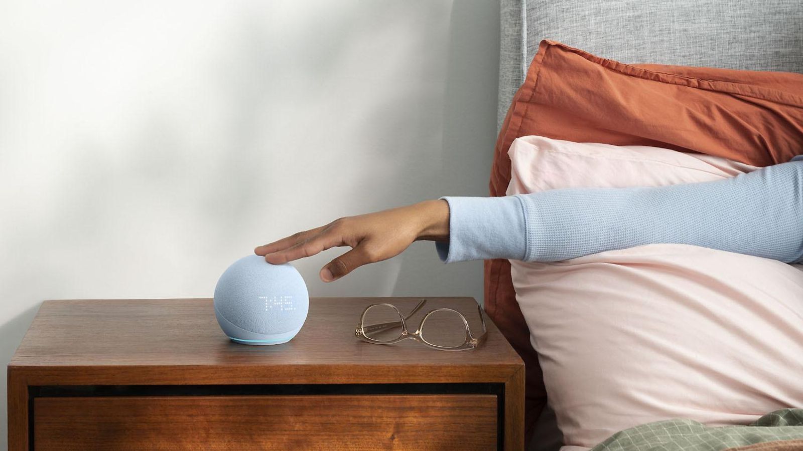 Echo Dot con reloj