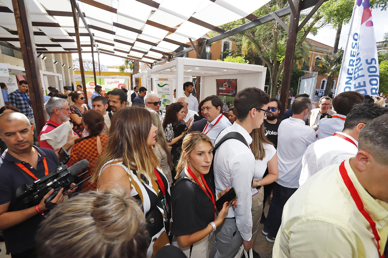 Imágenes del ambiente en la VIII Congreso Internacional de Frutos Rojos en Huelva