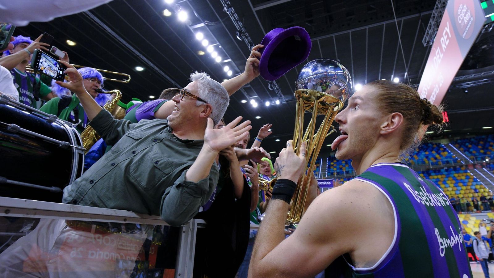 El Unicaja, campeón de Copa: Todas las imágenes del partido, la fiesta y la llegada a Málaga