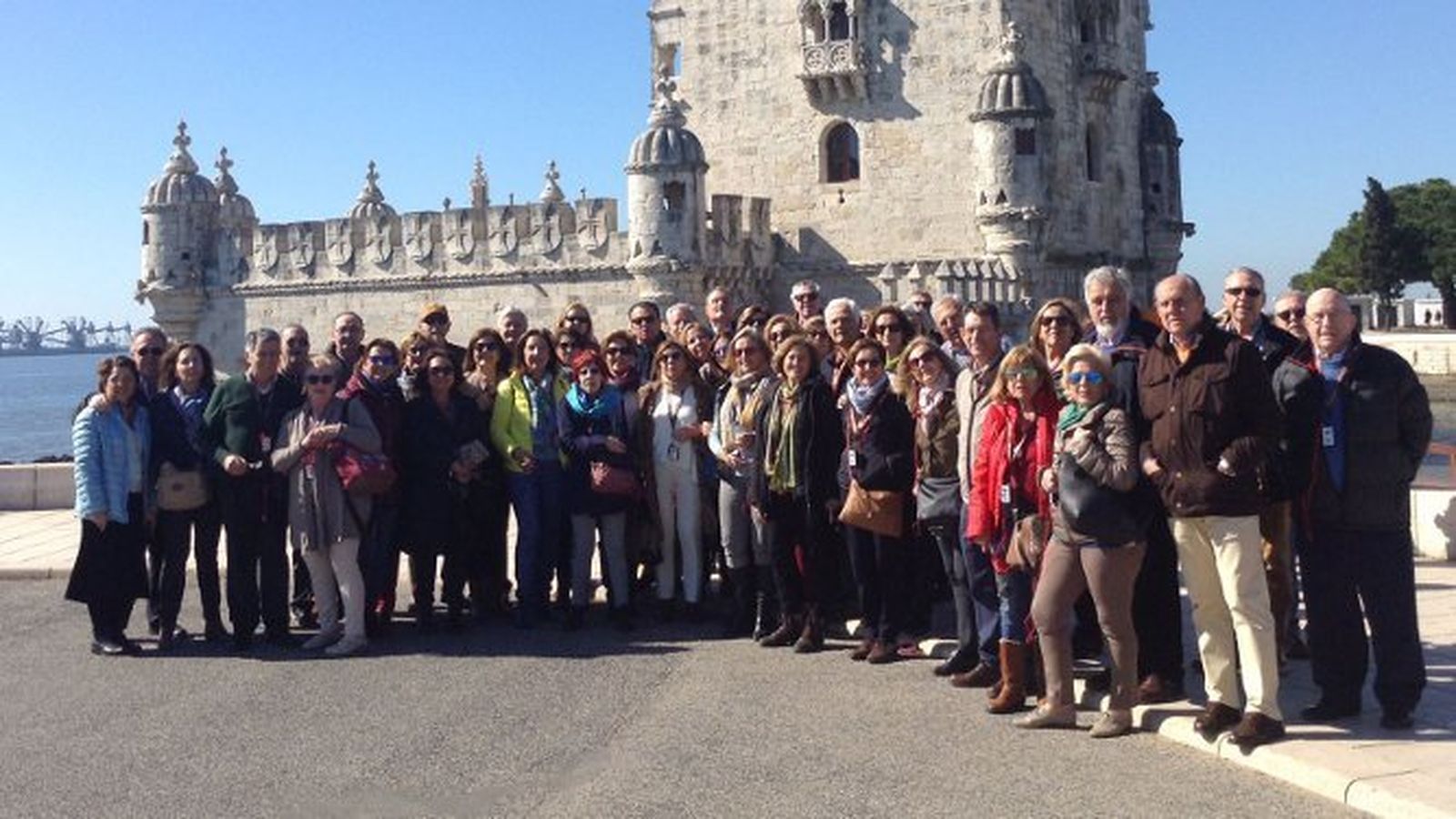 Pepa Corrales, Paco Sánchez Burgos, Áurea Calero, Marite Macías, Amparo Bellón, Ana Souvrier, Inocencio García, José Luis Tejada, Susana Rendón-Luna, José María Gutiérrez, Mari Pepa de Ory, Pilar Pascual de Pobil, Antonio Rodríguez, Marisol Cosa, Ángeles y Tu Pardo, Charo Sáenz, José Luis Parra, Auxiliadora González de la Vega, Ignacio Höhr, Pilar Ocón, Jesús Roldos, José María Serván,  María José Rendon-Luna, Begoña Aguirregomezcorta, Carmen Pujol, Marcos Arces, Isabel Sicre, Isabel Moreno, Fernando Jiménez, Loli Garrido, Manolo Marín, María del Carmen Quijano, Consolación Campuzano, Darío y Emi Parada, Mariano López, Guillermo Roldán y Pilar Arias.
