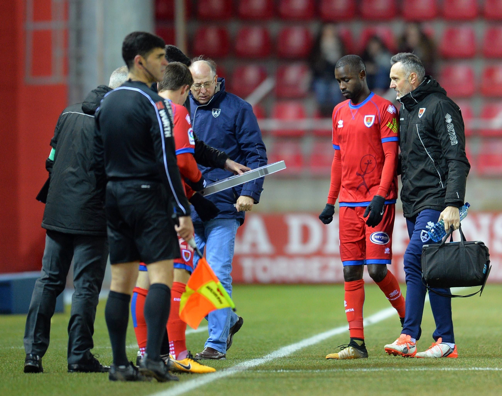 El Numancia-Cádiz CF, en imágenes