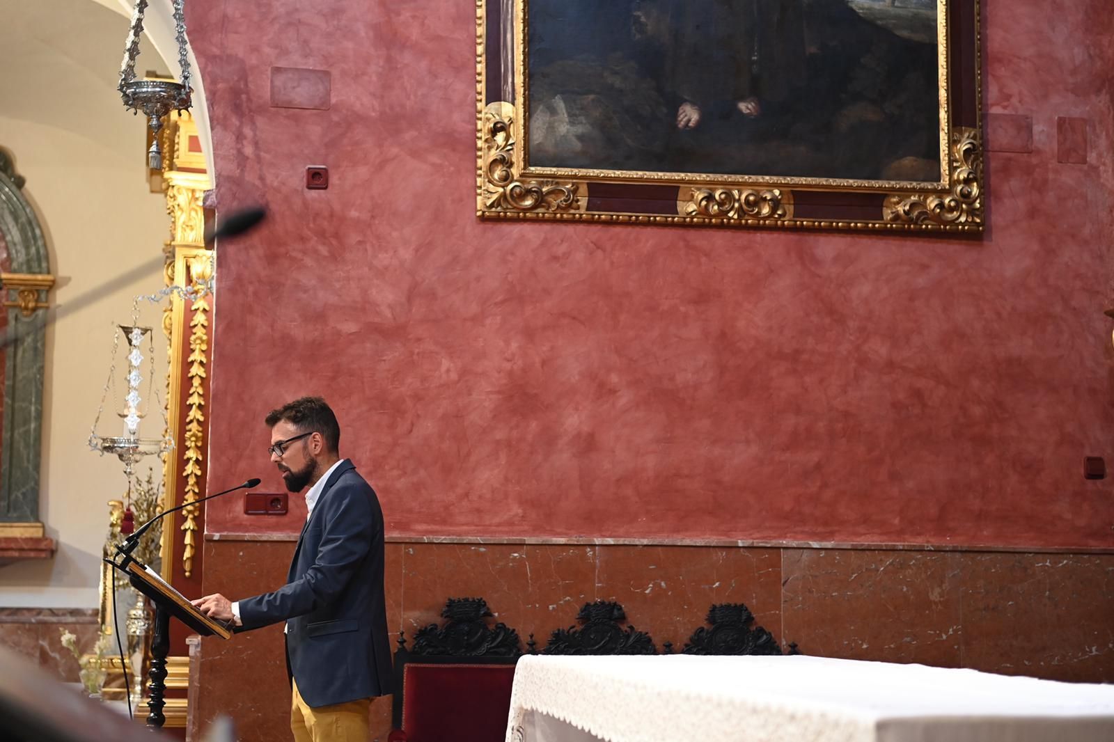 La ofrenda floral del Málaga CF a la Divina Pastora, en fotos